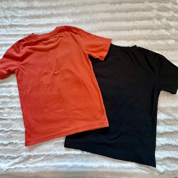 Boys Halloween Short Sleeve Bundle Size 6/7 - Picture 4 of 5